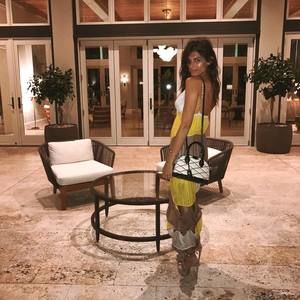 Meet your Posher, Eleni